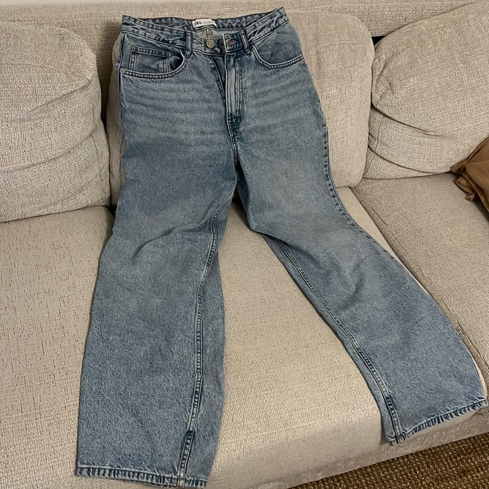 zara light wash jeans